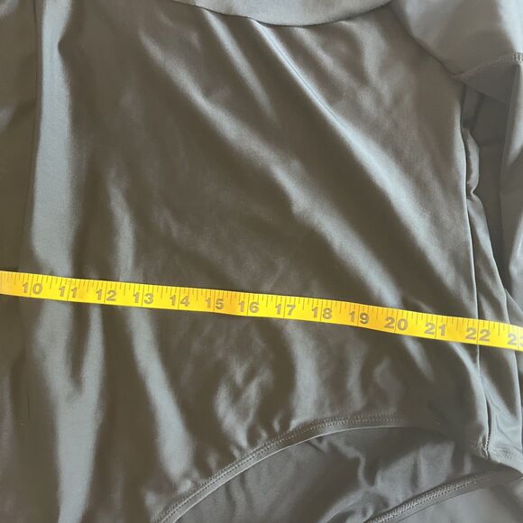 Torrid Swimsuit Women’s Plus Size 5 5R One Piece Black Layered Adjustable Strap - Picture 11 of 16